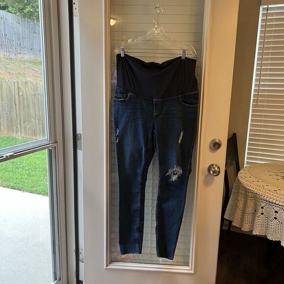 Old Navy Maternity Jeans Pants 14 Raw Hem - Picture 1 of 4